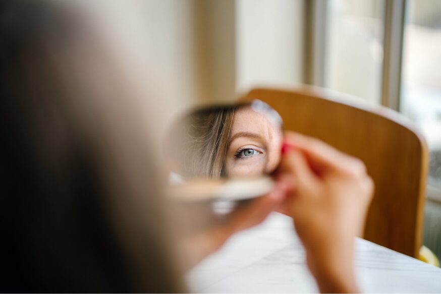 逆効果にならない正しい眼輪筋トレーニングの方法【初級編】